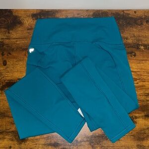 ☀️Sale☀️ Fabletics teal leggings size unknown see pictures for measurements